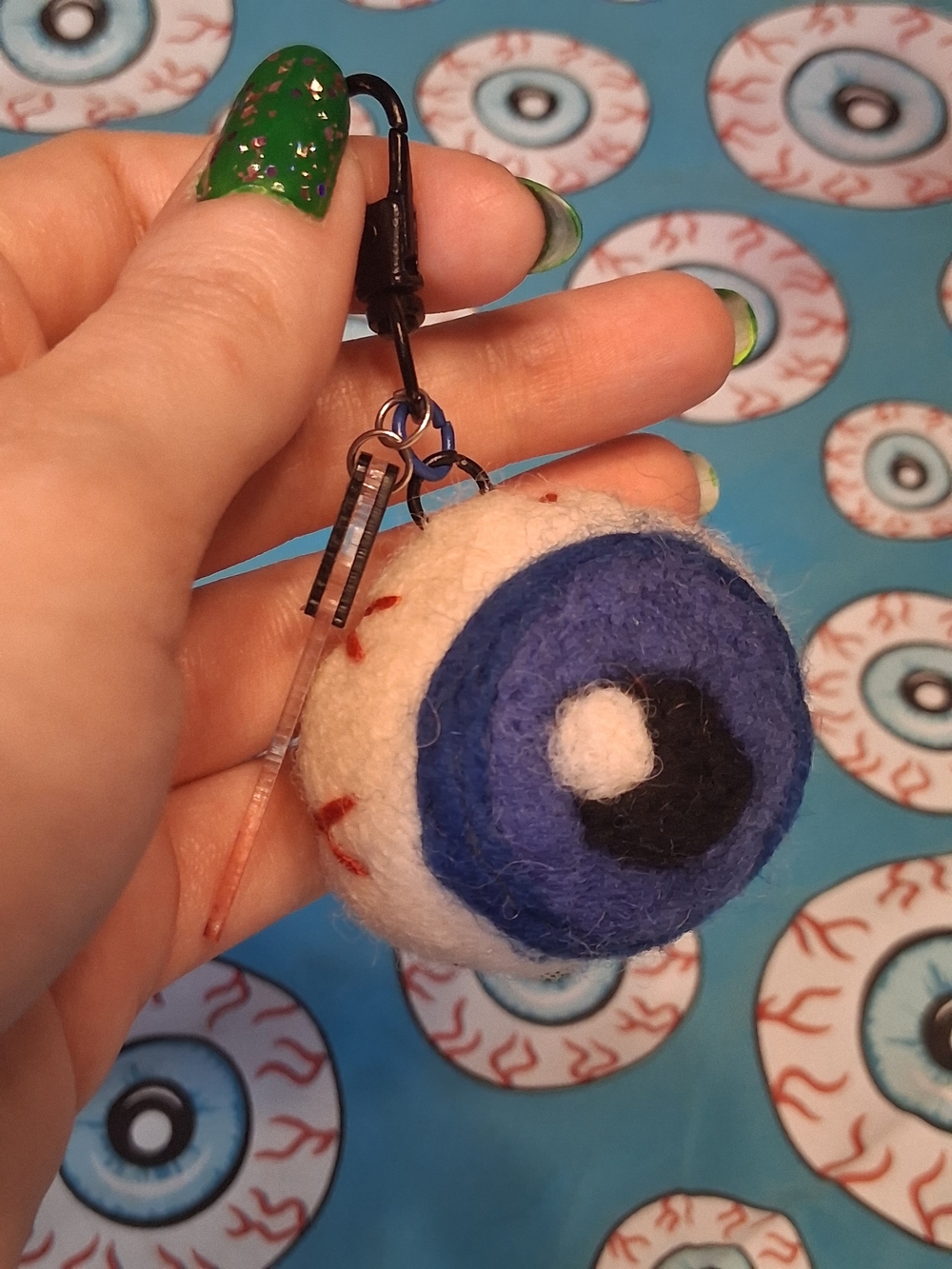 Handmade Eyeball Keychain - Picture 2 of 2